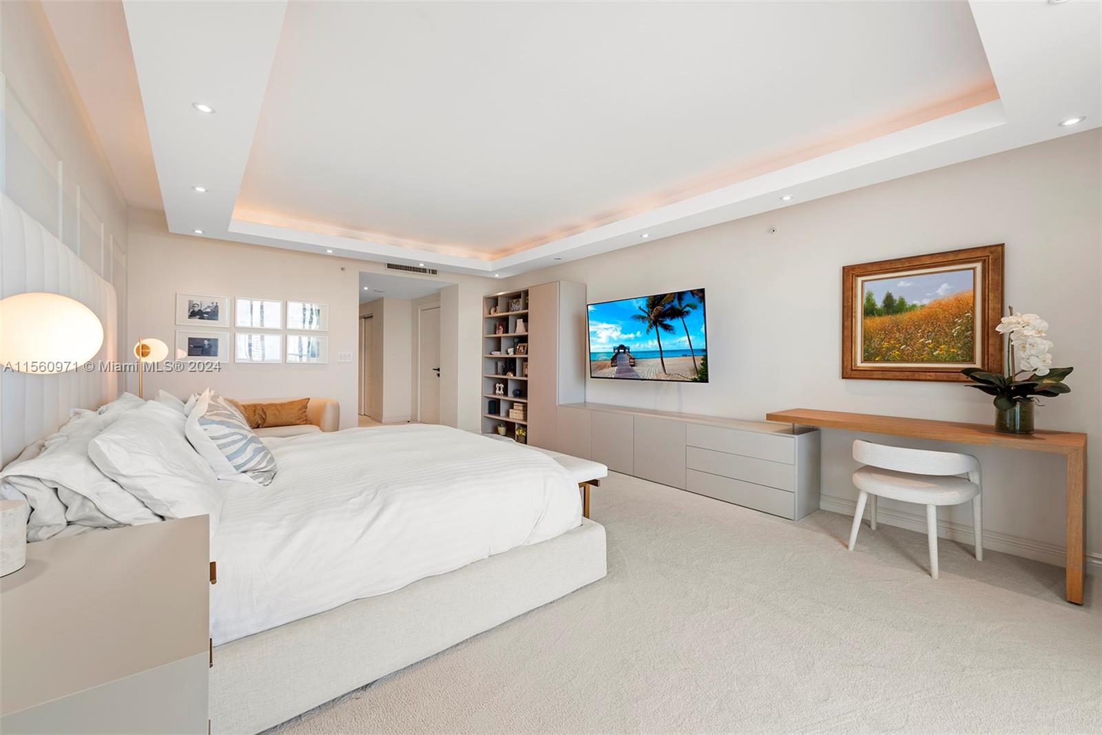 THE PENINSULA CONDO - Residential