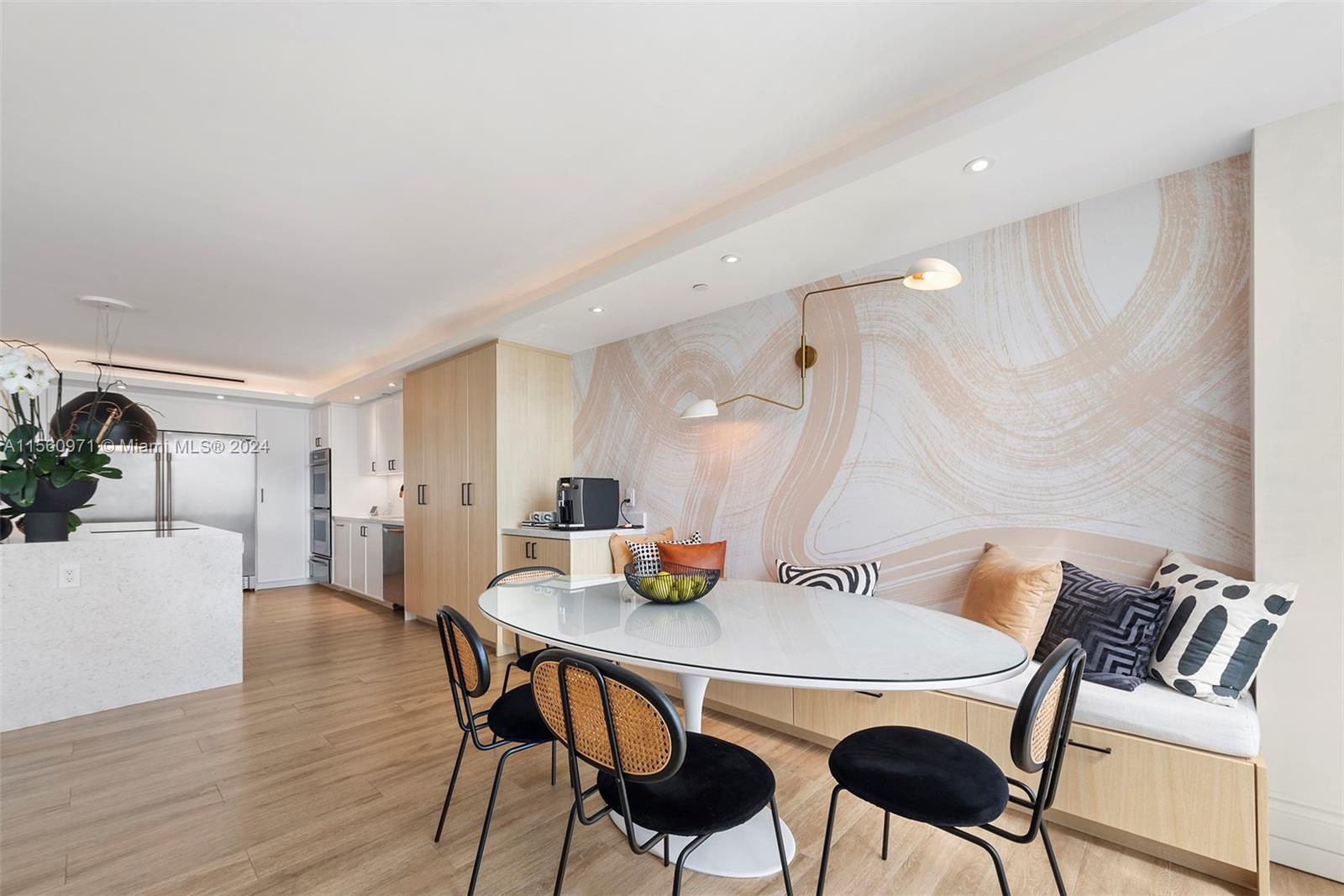 THE PENINSULA CONDO - Residential