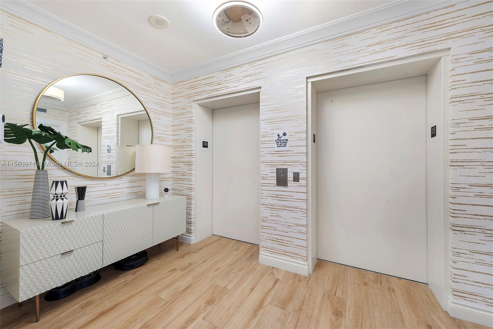 THE PENINSULA CONDO - Residential