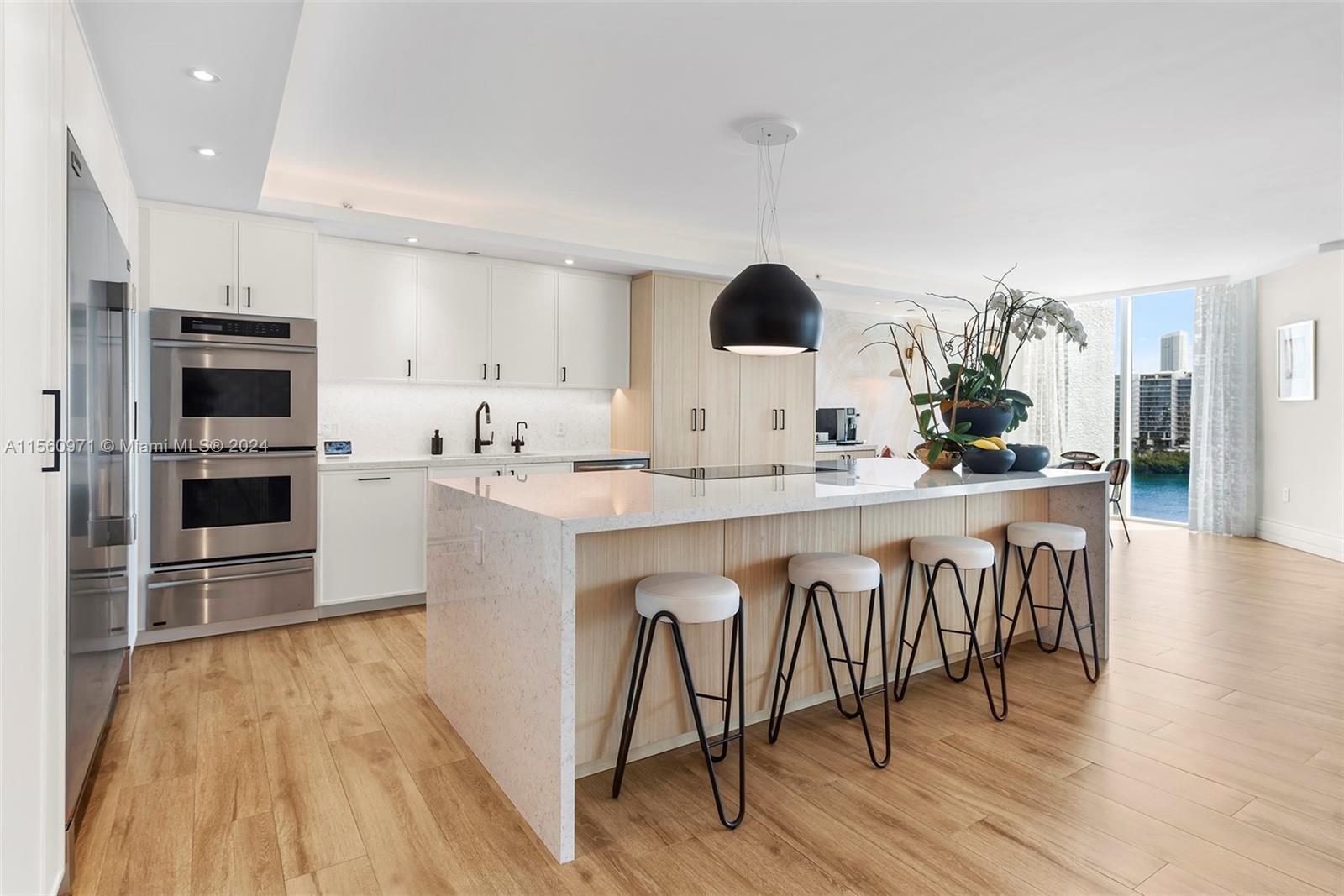 THE PENINSULA CONDO - Residential