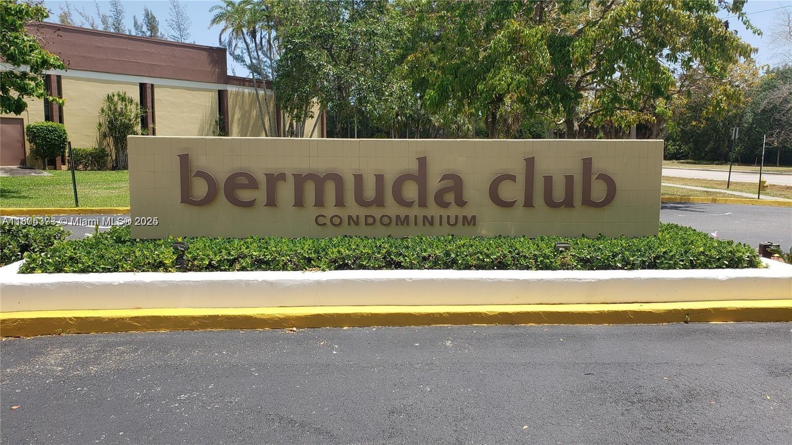 BERMUDA CLUB FOUR CONDO - Residential