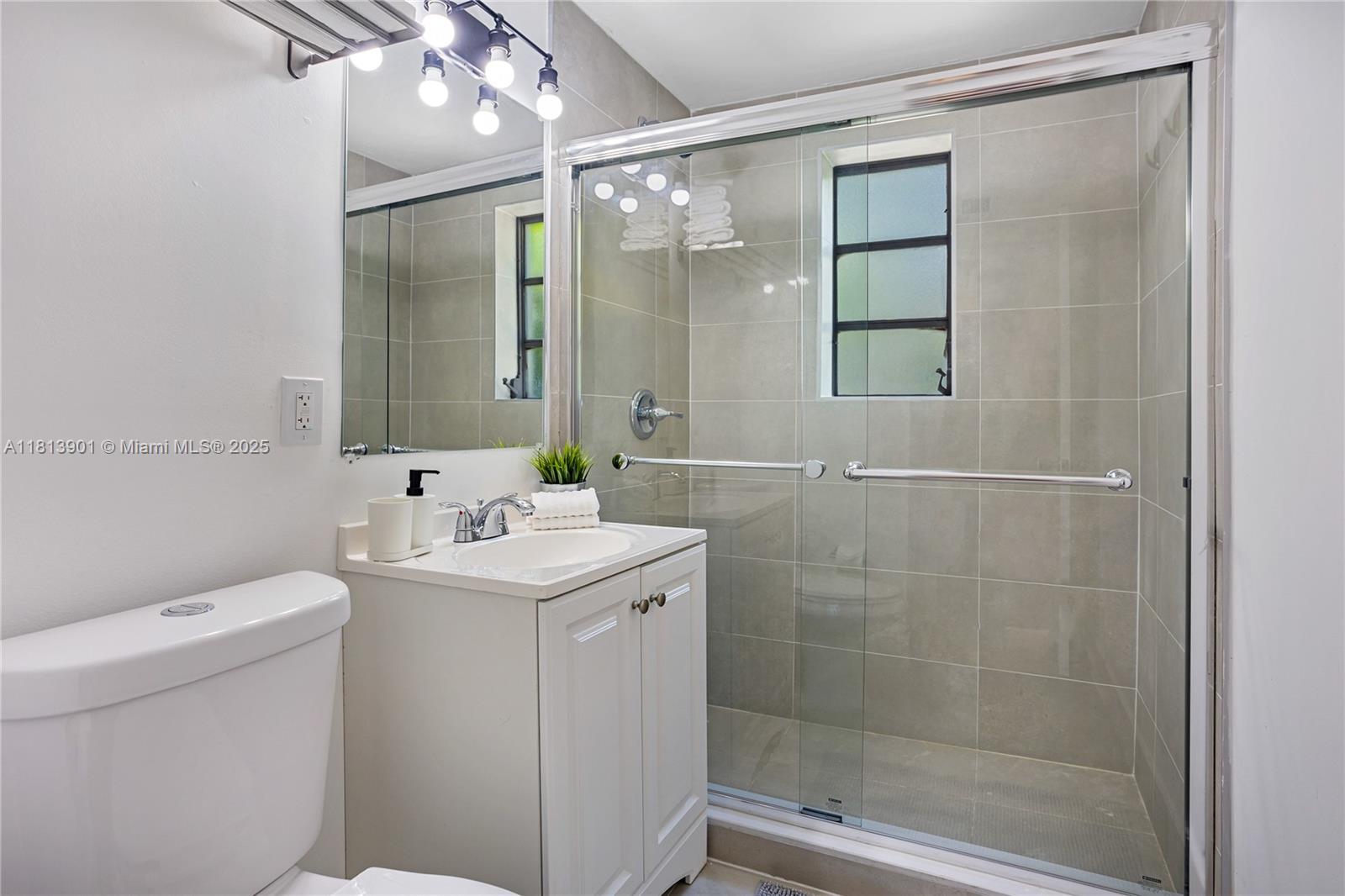 OCEAN BEACH ADDN NO 3 - Residential Lease