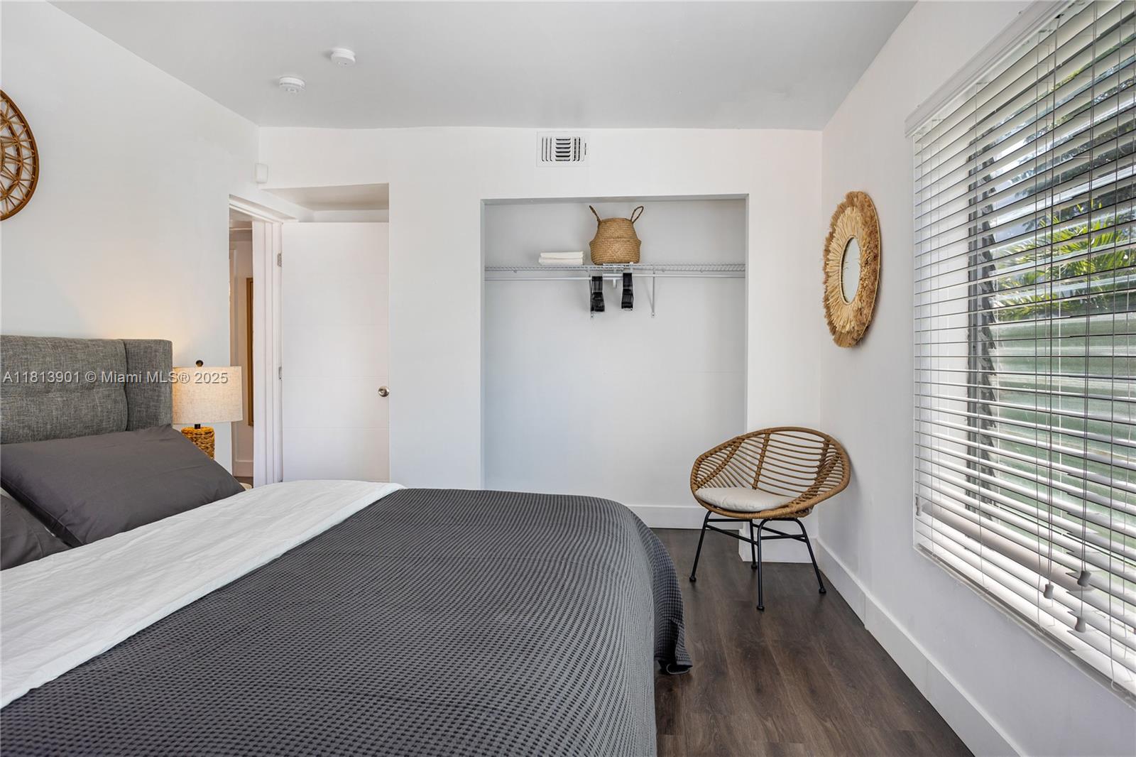 OCEAN BEACH ADDN NO 3 - Residential Lease