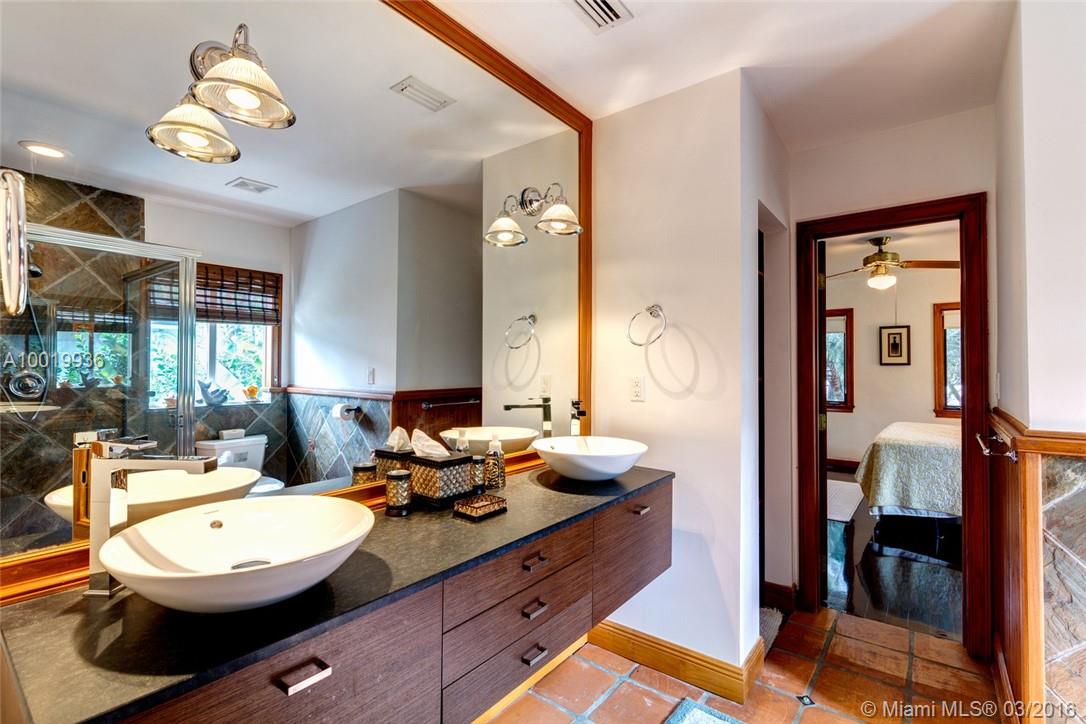 RIVO ALTO ISLAND - Residential