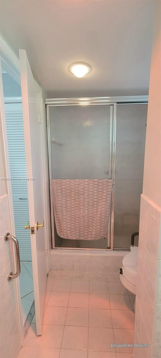 EDEN ISLES CONDO # 4 - Residential