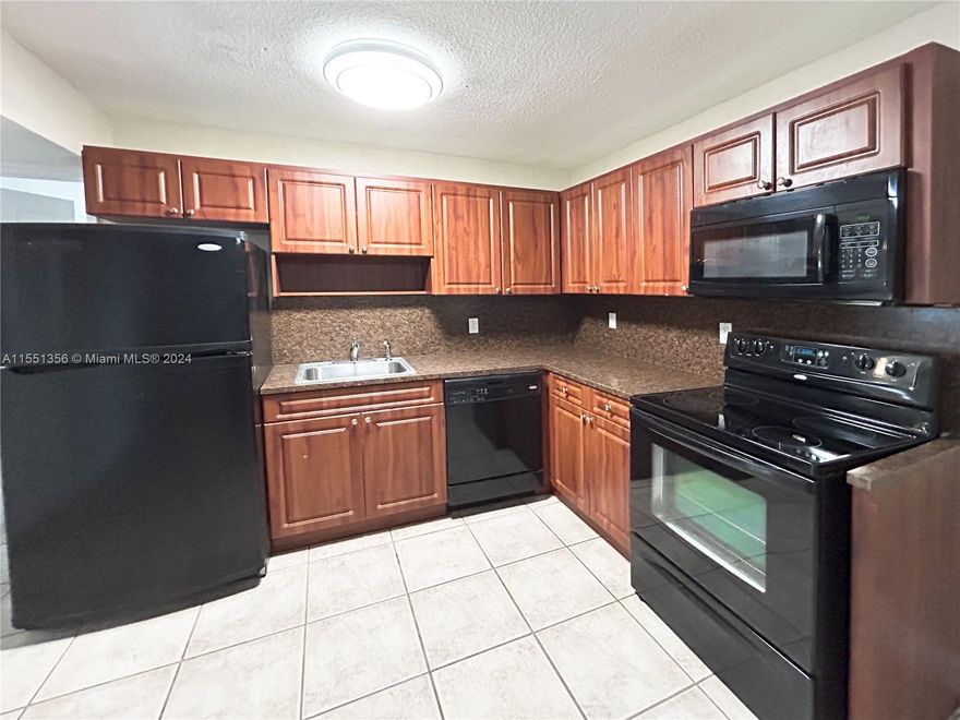 New Year, New Home!
Move in by January 31st and get $500 off a 12-month lease!

Upon entering, you'll be greeted by its tiled floors, which add a touch of elegance and easy maintenance to your space. The master bedroom features a spacious walk-in closet, and the kitchen has high-quality black appliances, including a refrigerator, stove, microwave, and dishwasher. Enjoy the fresh breeze or the comfort of central air conditioning while relaxing in the living room, which is adorned with ceiling fans for additional comfort. Additionally, there is laundry in the building and assigned parking.

Take the first step to your new home. We make it easy for you, apply now!