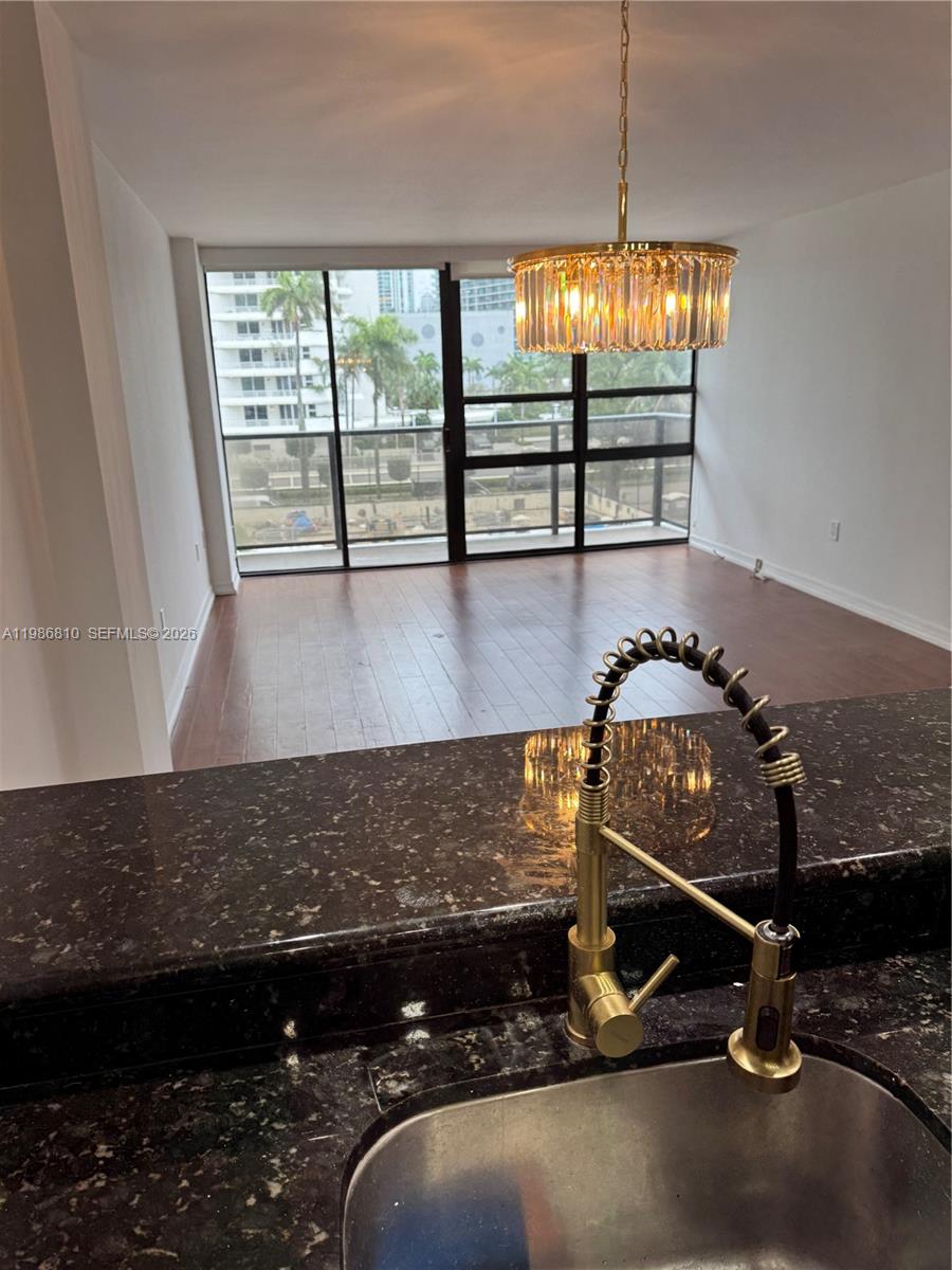 CHARTER CLUB CONDO - Residential Lease