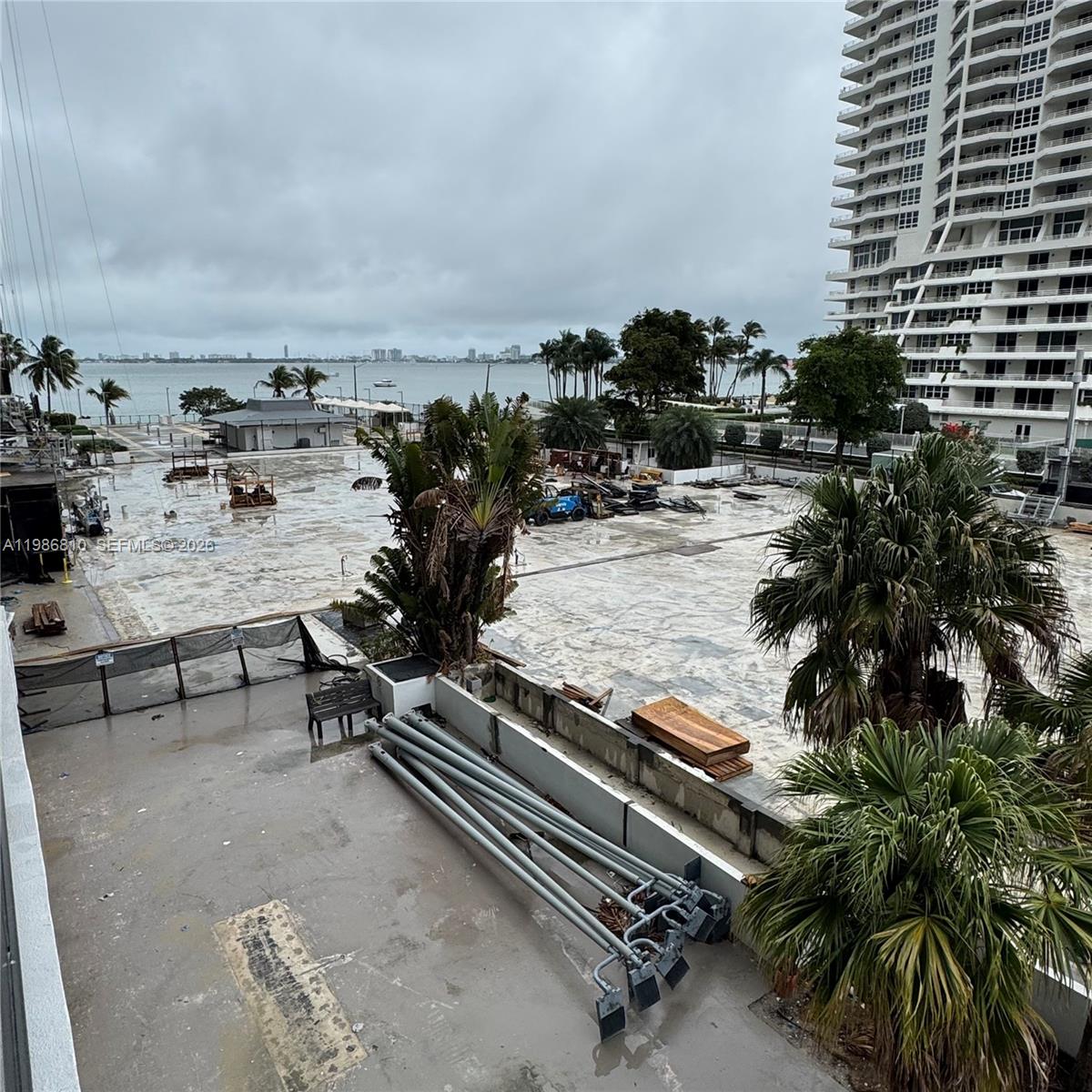 CHARTER CLUB CONDO - Residential Lease