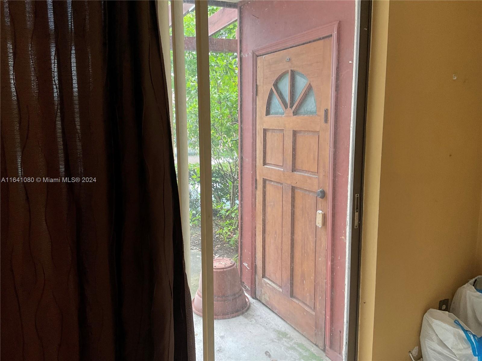 MISTY LAKE SOUTH CONDO PH - Residential