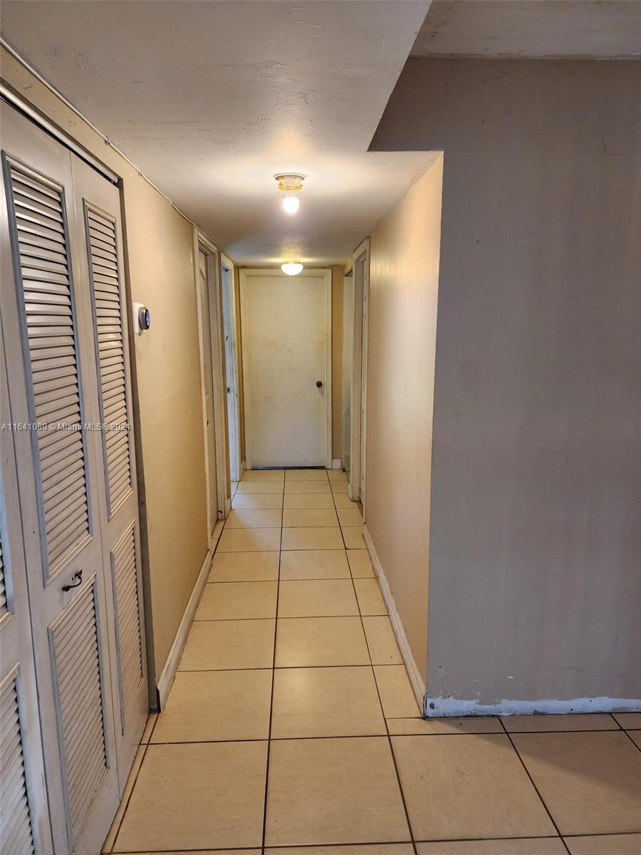 MISTY LAKE SOUTH CONDO PH - Residential