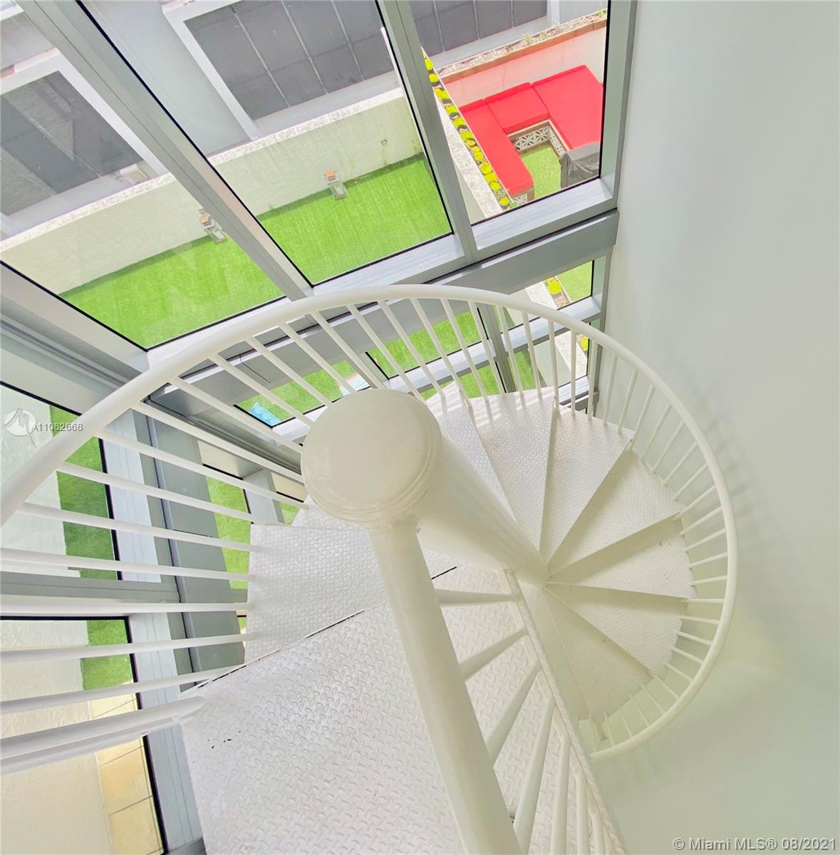 FOUR MIDTOWN MIAMI CONDO - Residential