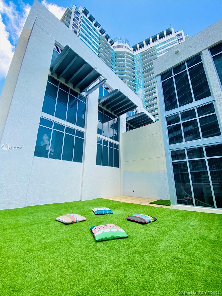 FOUR MIDTOWN MIAMI CONDO - Residential