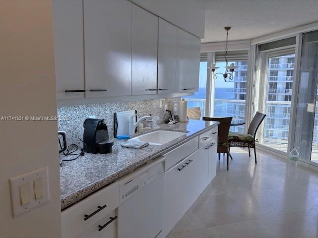 16445 Collins Ave 2321