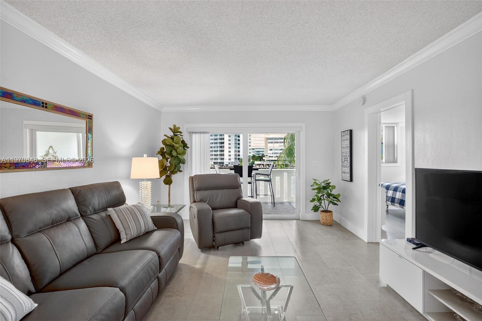 ISLANDS-JAMAICA CONDO - Residential