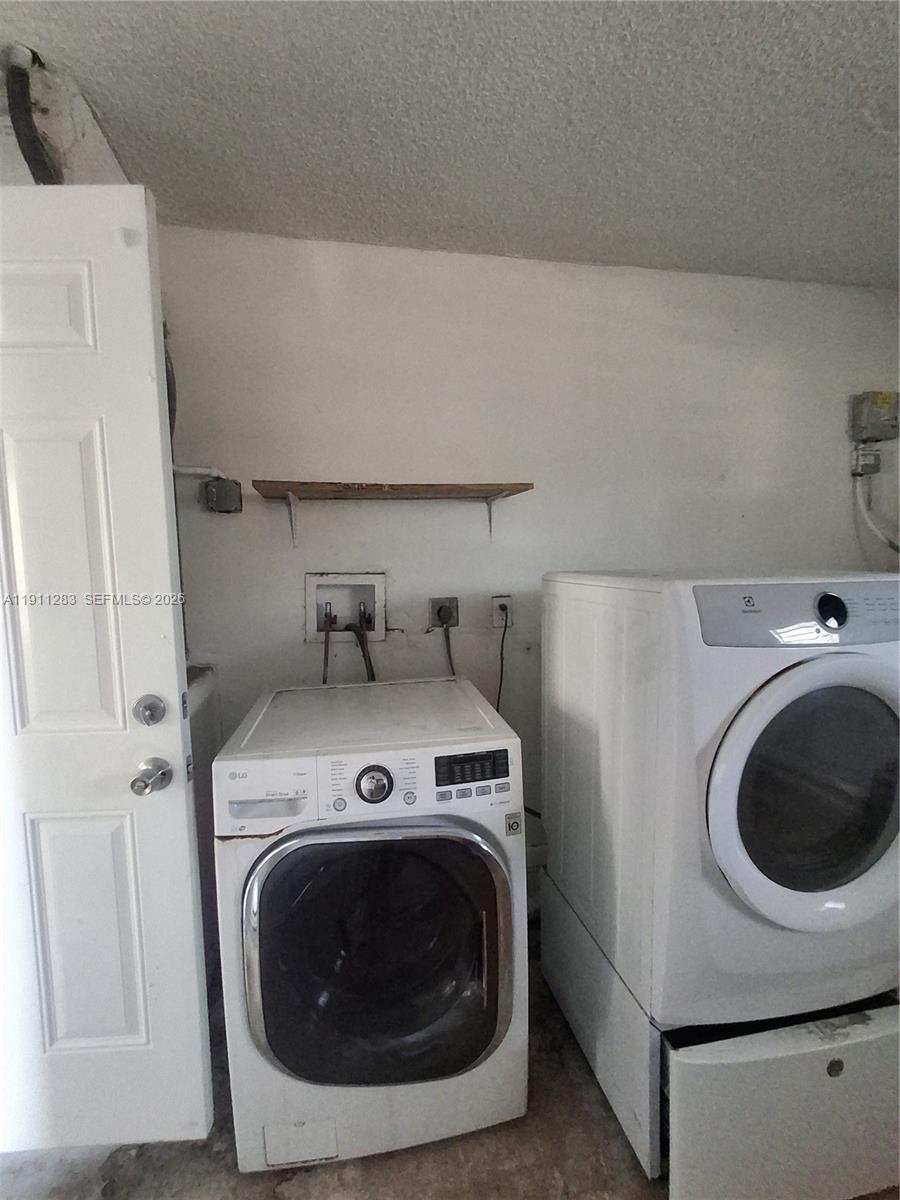 PORT ST LUCIE SECTION 2 - Residential