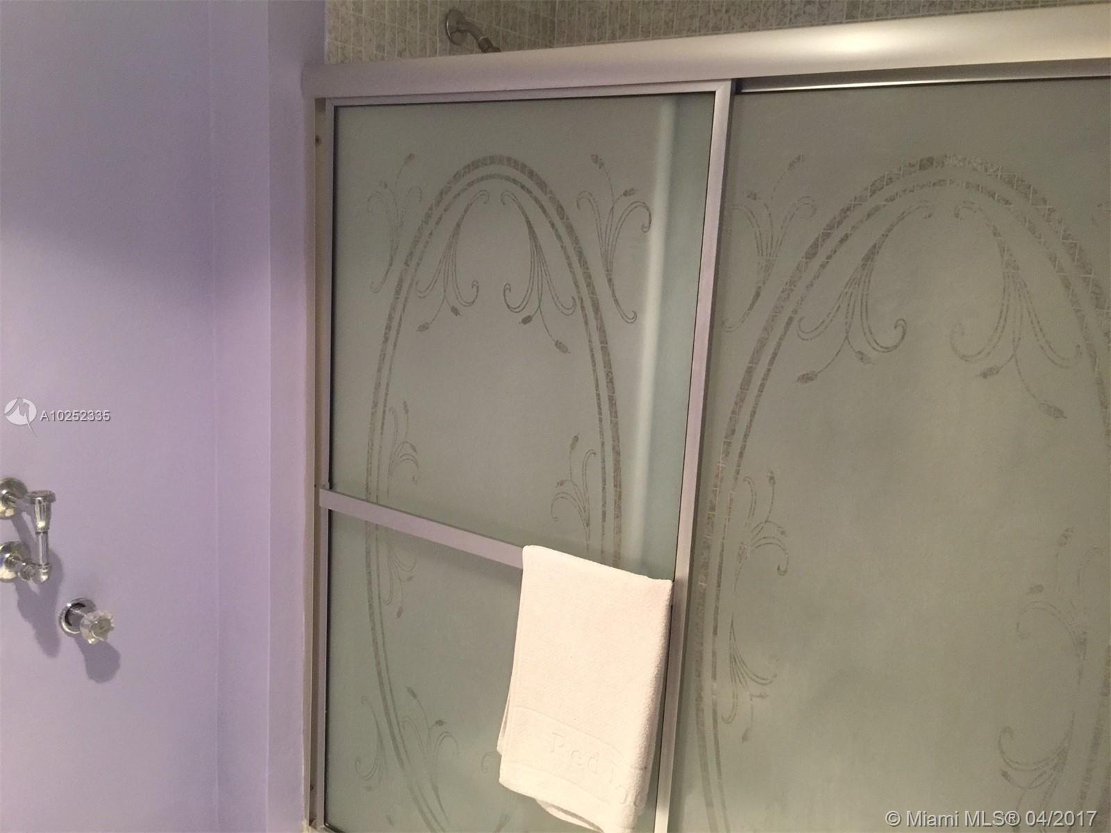 WINSTON TOWERS - Residential Lease