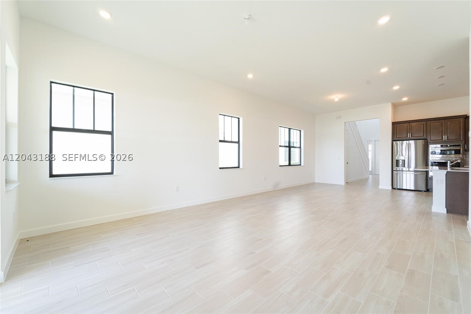 449 SE Fascino Cir