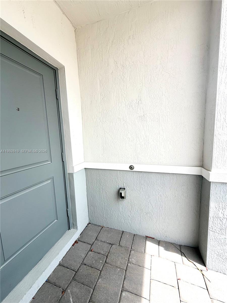 Palm Cay - Residential Lease