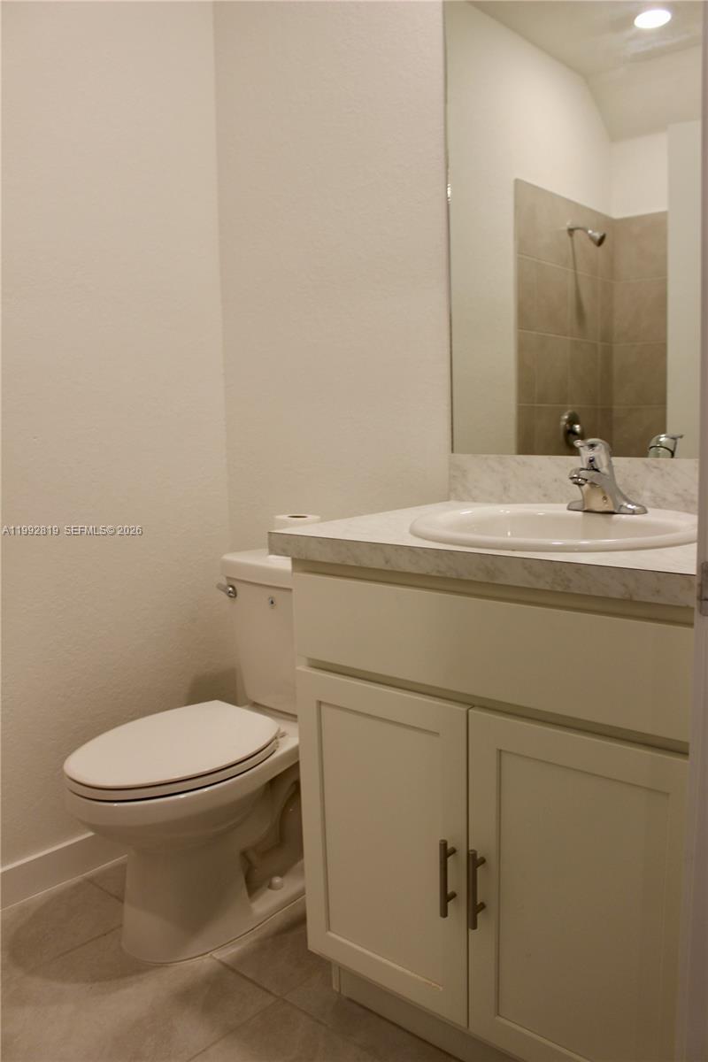 Palm Cay - Residential Lease