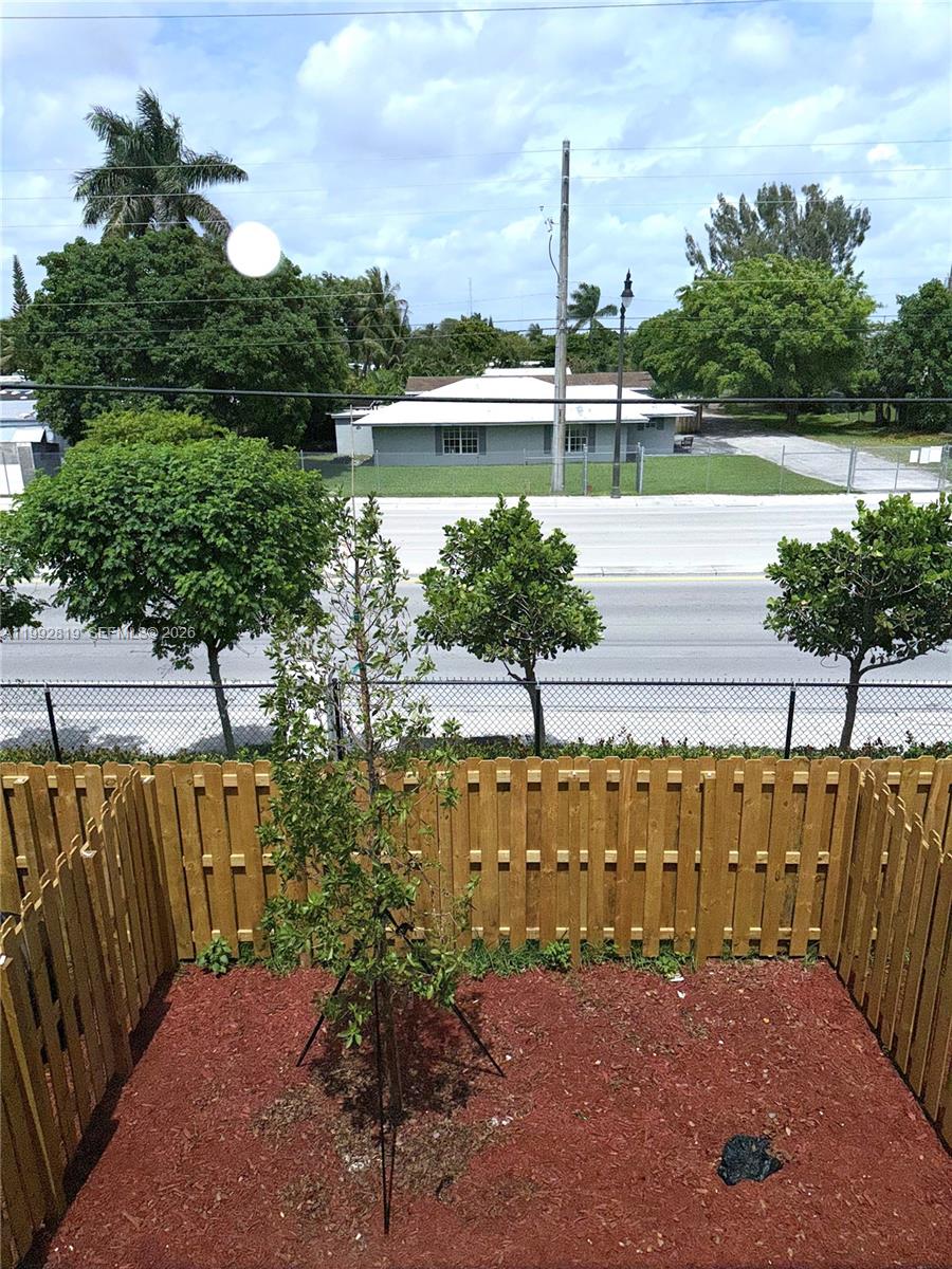 Palm Cay - Residential Lease