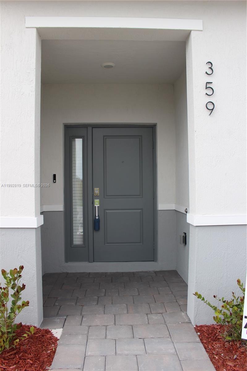 Palm Cay - Residential Lease