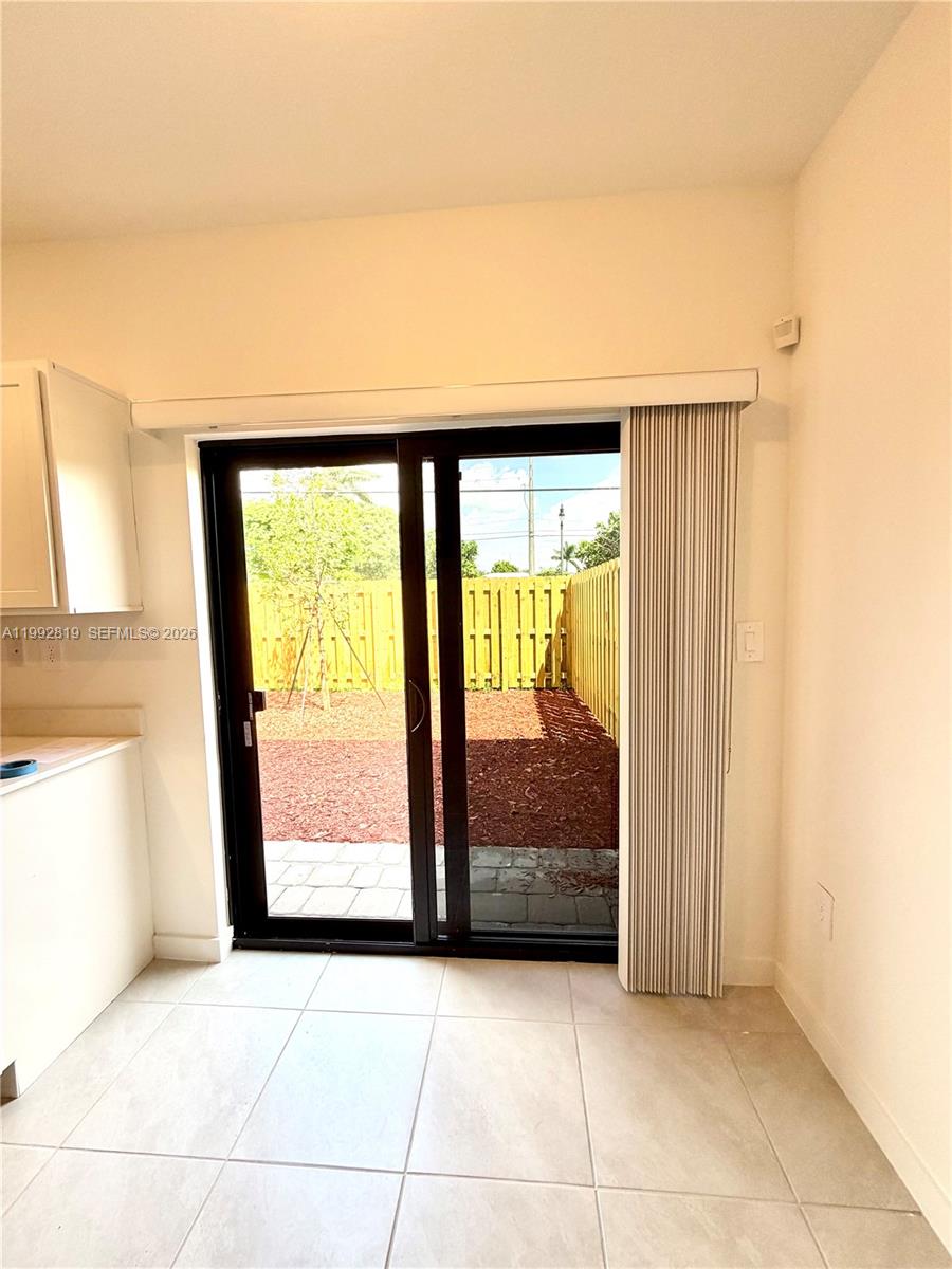 Palm Cay - Residential Lease