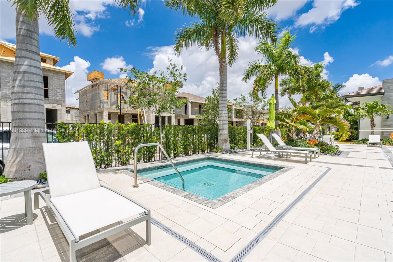 DOWNTOWN DORAL SOUTH PHAS - Residential Lease