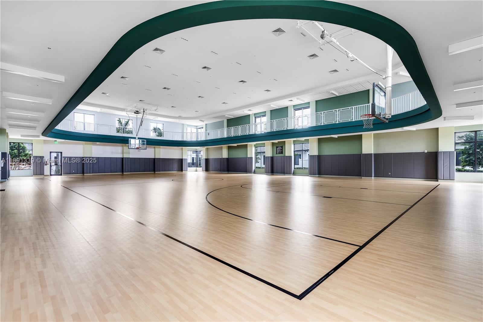 DOWNTOWN DORAL SOUTH PHAS - Residential Lease