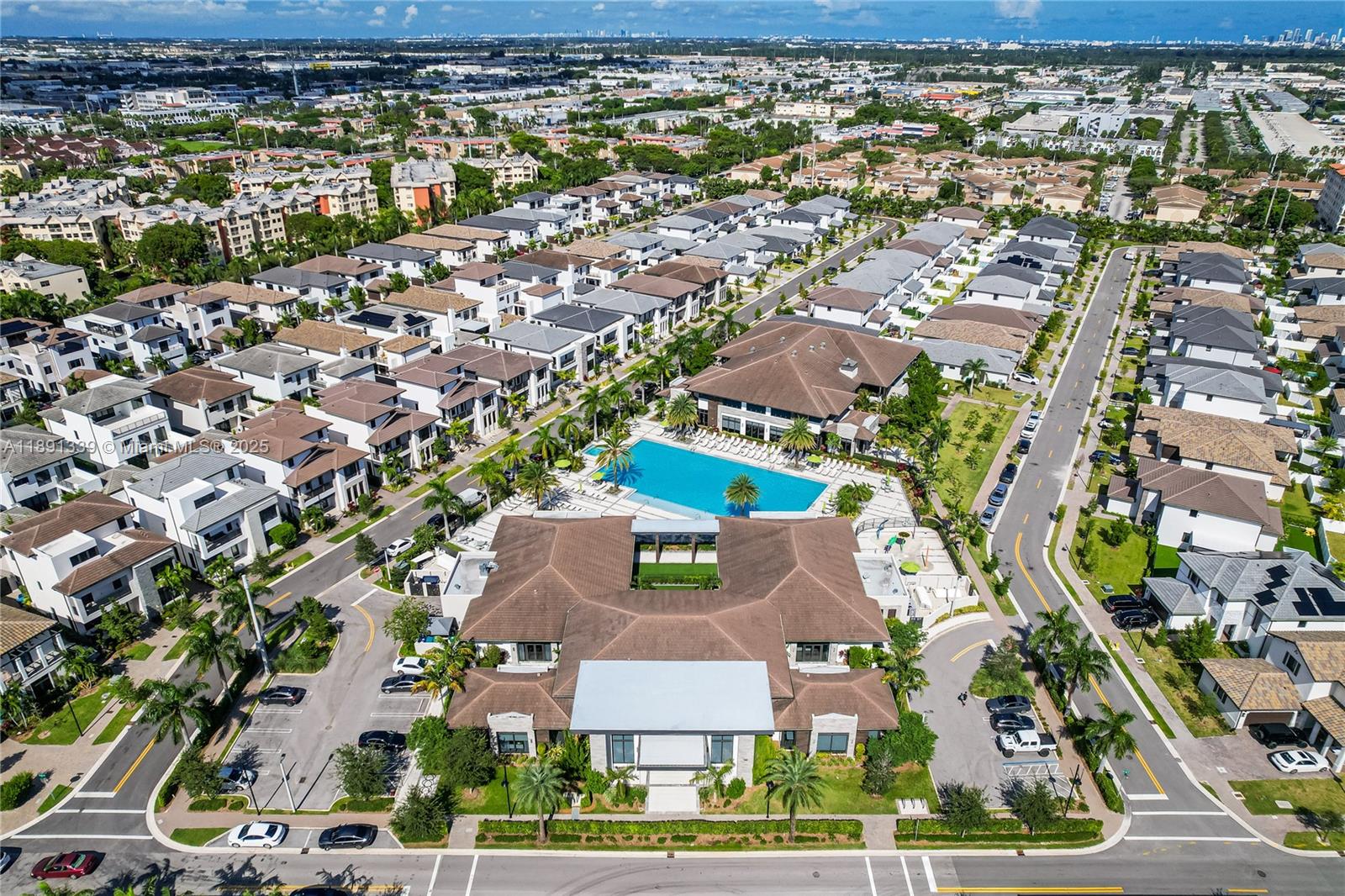 DOWNTOWN DORAL SOUTH PHAS - Residential Lease