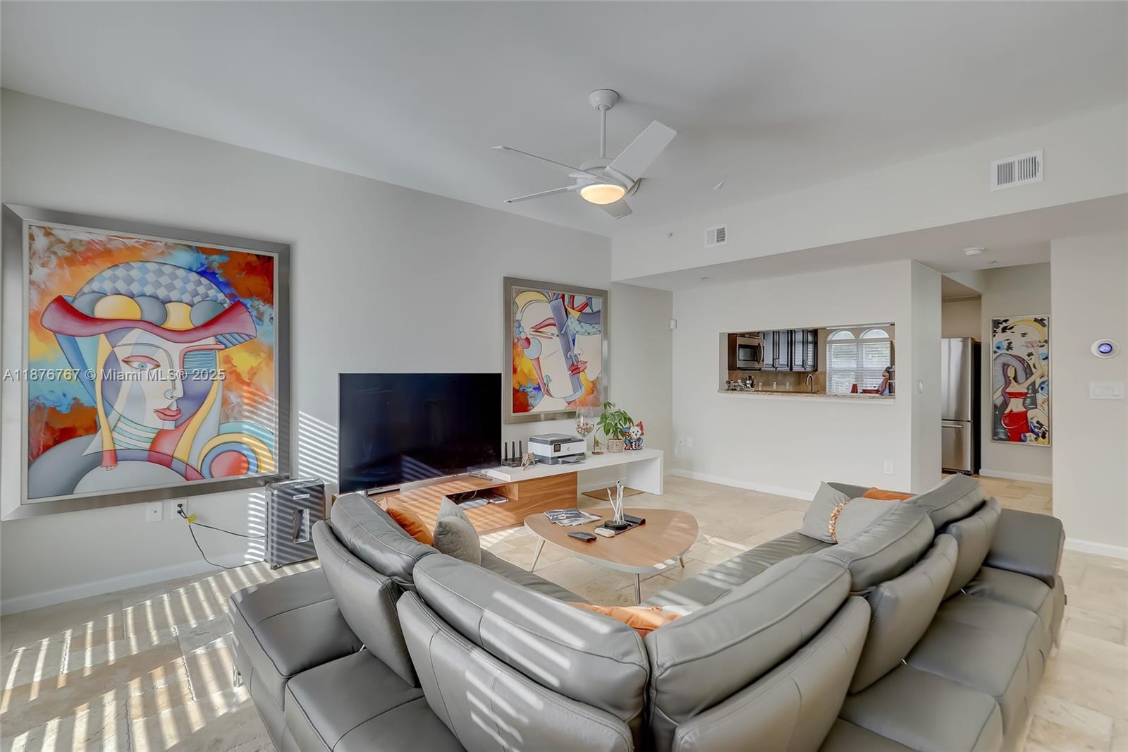 2039 Oceanwalk Ter 401