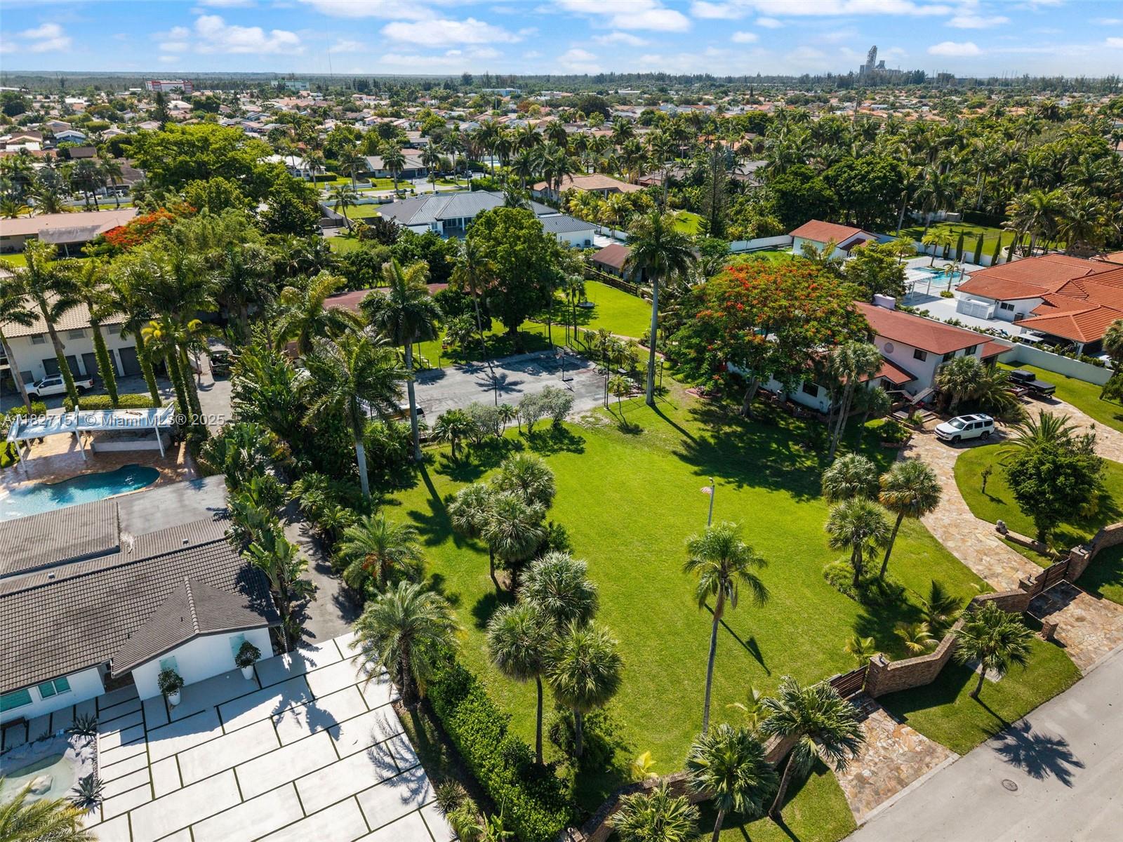 SWEETWATER ESTS SUB - Residential