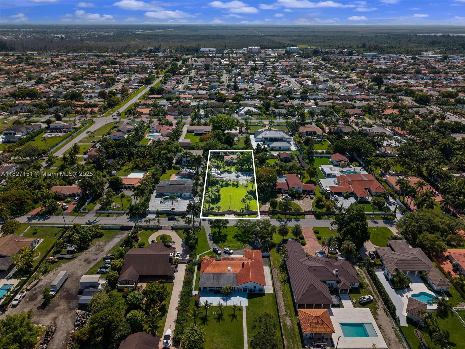 SWEETWATER ESTS SUB - Residential