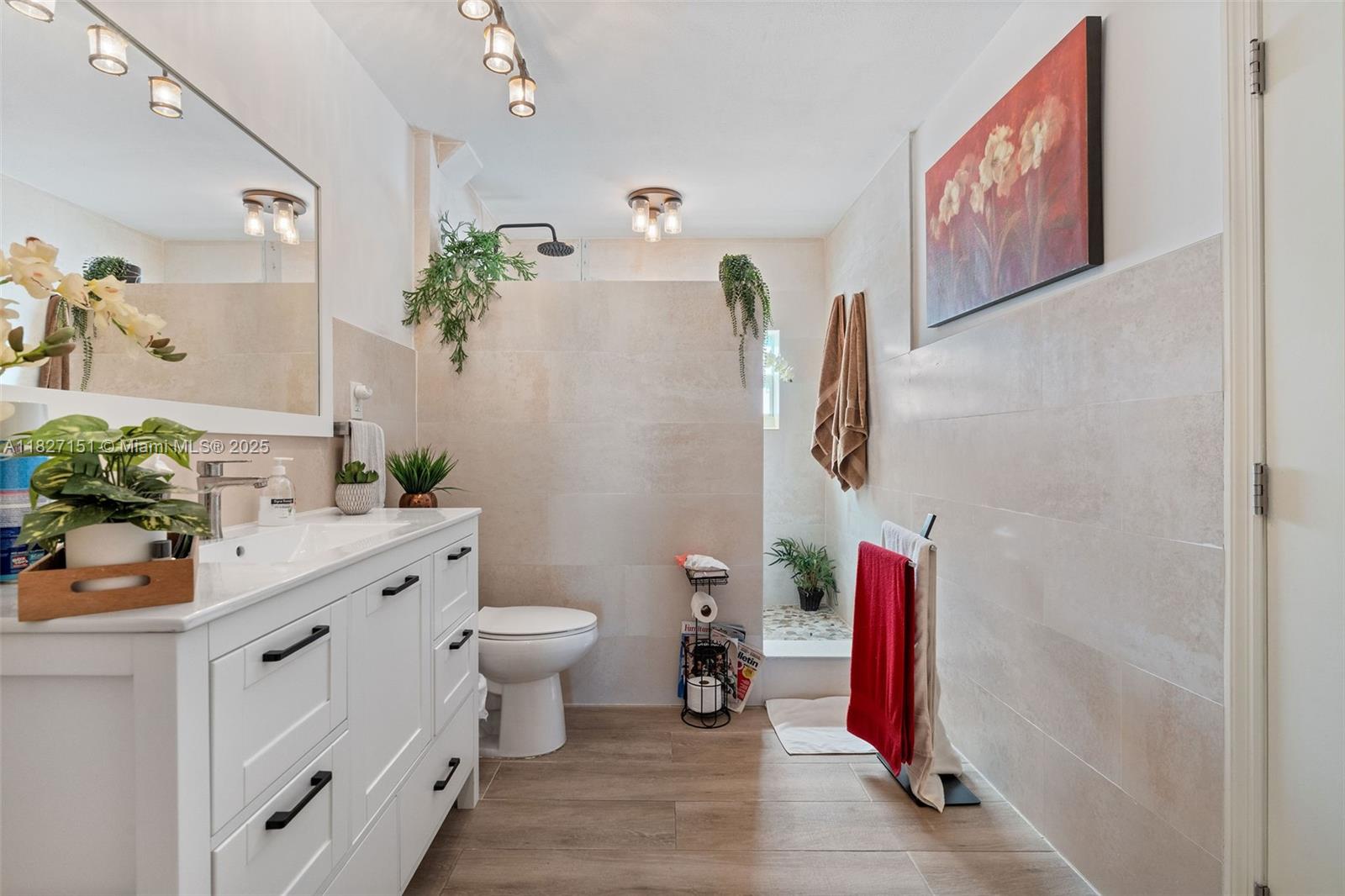 SWEETWATER ESTS SUB - Residential