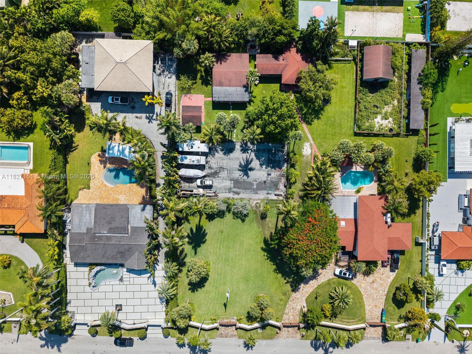 SWEETWATER ESTS SUB - Residential