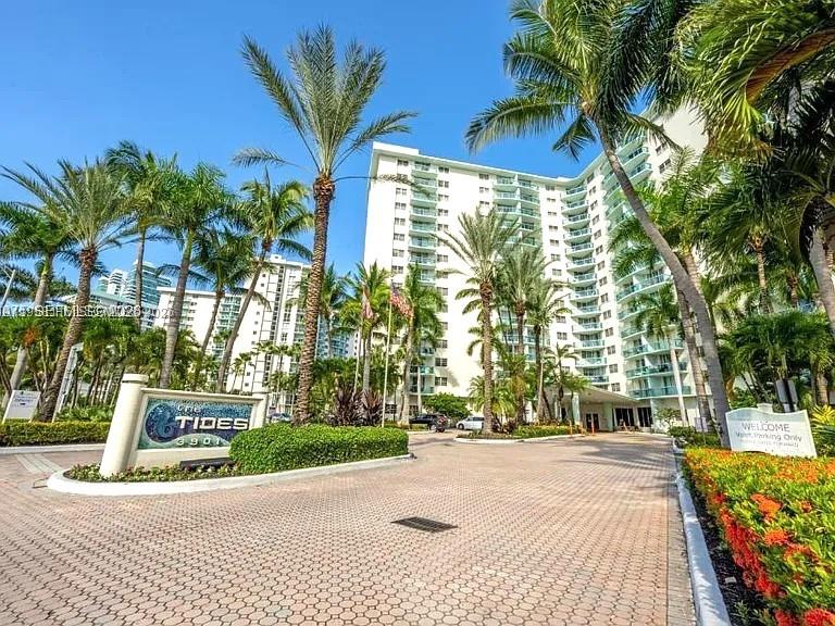 TIDES ON HOLLYWOOD BEACH - Residential