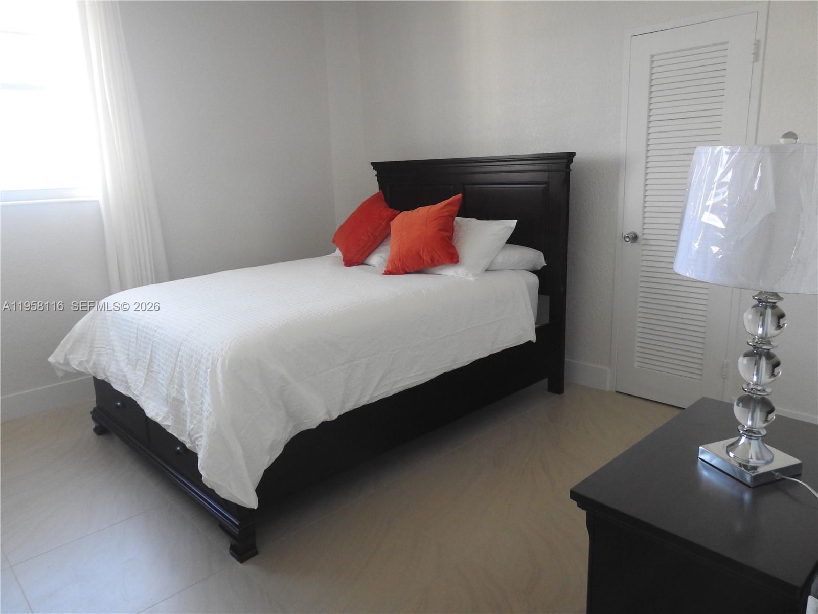 TIDES ON HOLLYWOOD BEACH - Residential