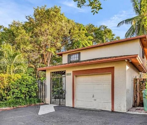 14708 SW 108th Ter 14708 Miami FL 33196