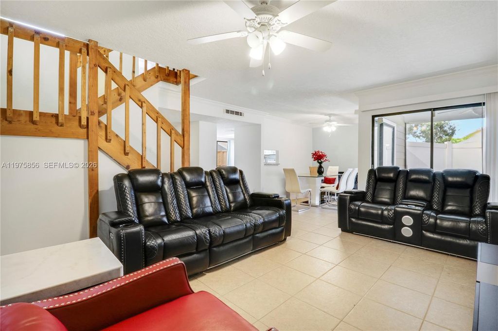 Photo of 301 Lakewood Drive #8A, Jupiter, FL 33458 (MLS # A11975856)