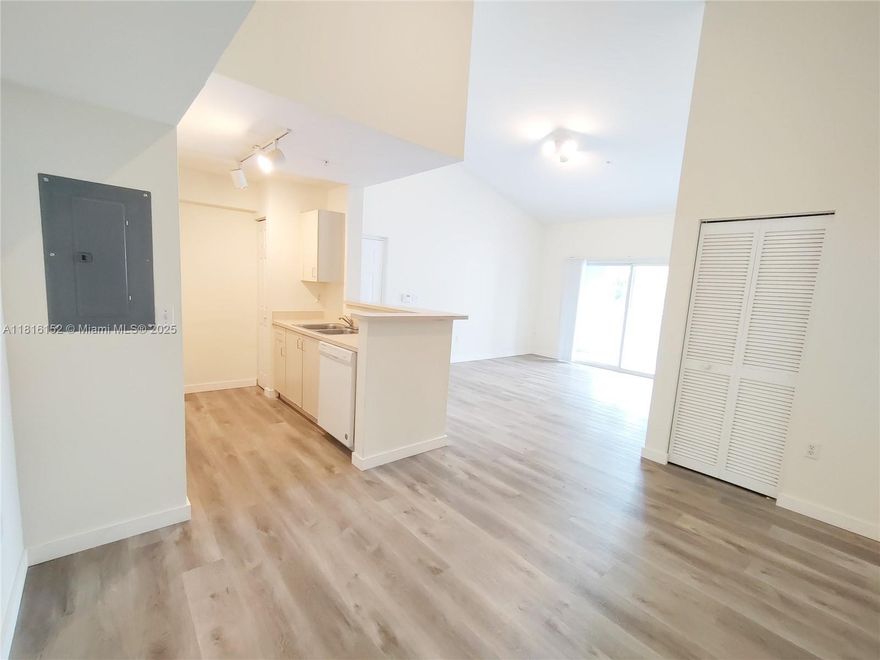AMPLE 1/1 UNIT ON 3rd FLOOR. VERY GOOD CONDITIONS. HIGH CEILING. NICE VINYL WOOK LIKE FLOOR, BRIGHT AND CLEAN. WASHER & DRYER INSIDE. WALK-IN CLOSET. WALKING DISTANCE TO PEMBROKE LAKES MALL AND 5 MINUTES DRIVE TO TO PEMBROKE GARDENS MALL PLENTY OF SHOPPES, DINING AND ENTERTAINMENT. EASY ACCESS TO MAIN STREETS AND I75 EXPRESSWAY. EXCELLENT PUBLIC, PRIVATE AND CHARTER SCHOOLS NEARBY. COMMUNITY IS GETED. FEATURES SECURITY PATROL NICE AND WELL MAINTAINED AMENITIES. INSTRUCTIONS AT BROKERS REMARKS.