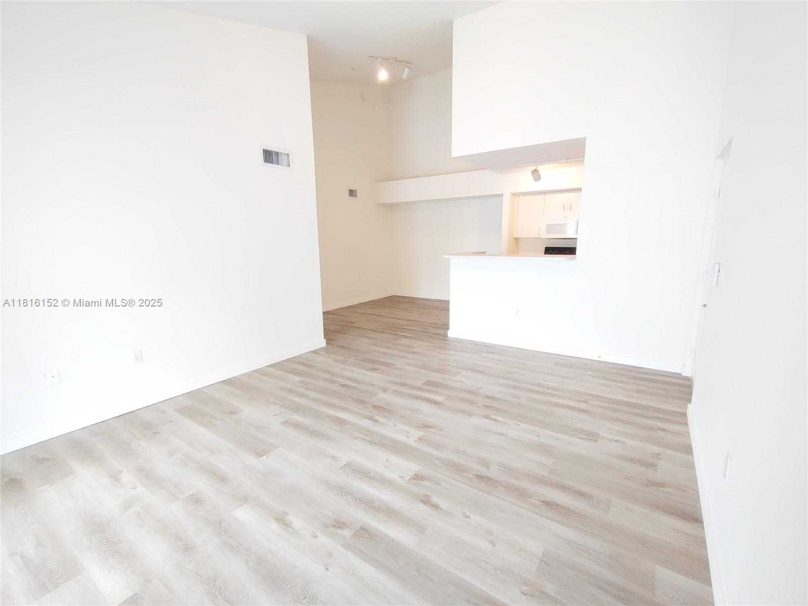 DEVONAIRE CONDO AT PEMBRO - Residential Lease