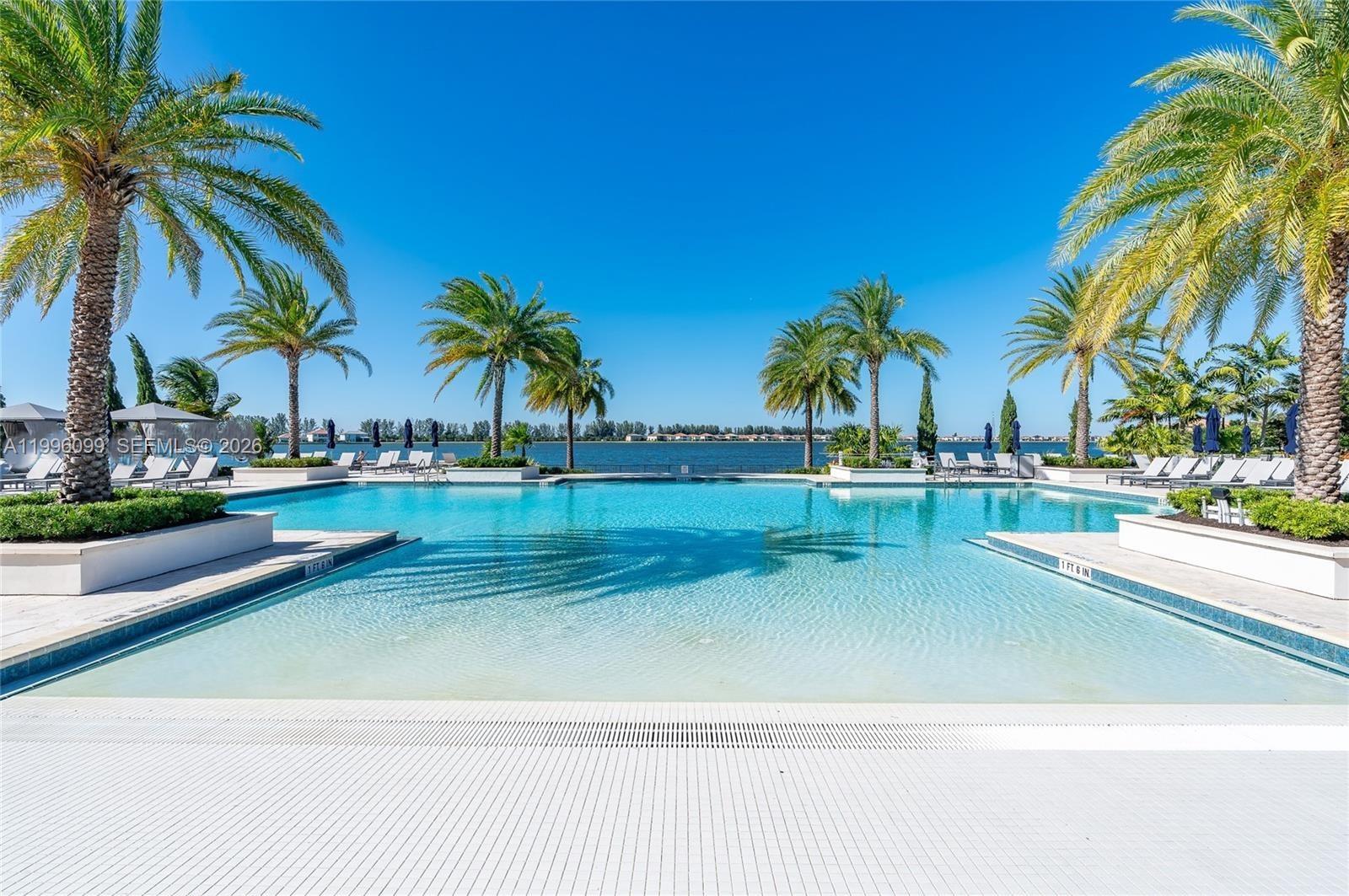 PARKLAND BAY - Residential