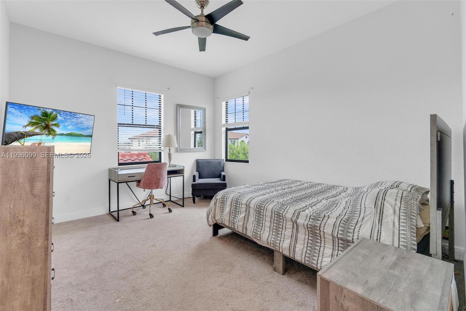 PARKLAND BAY - Residential