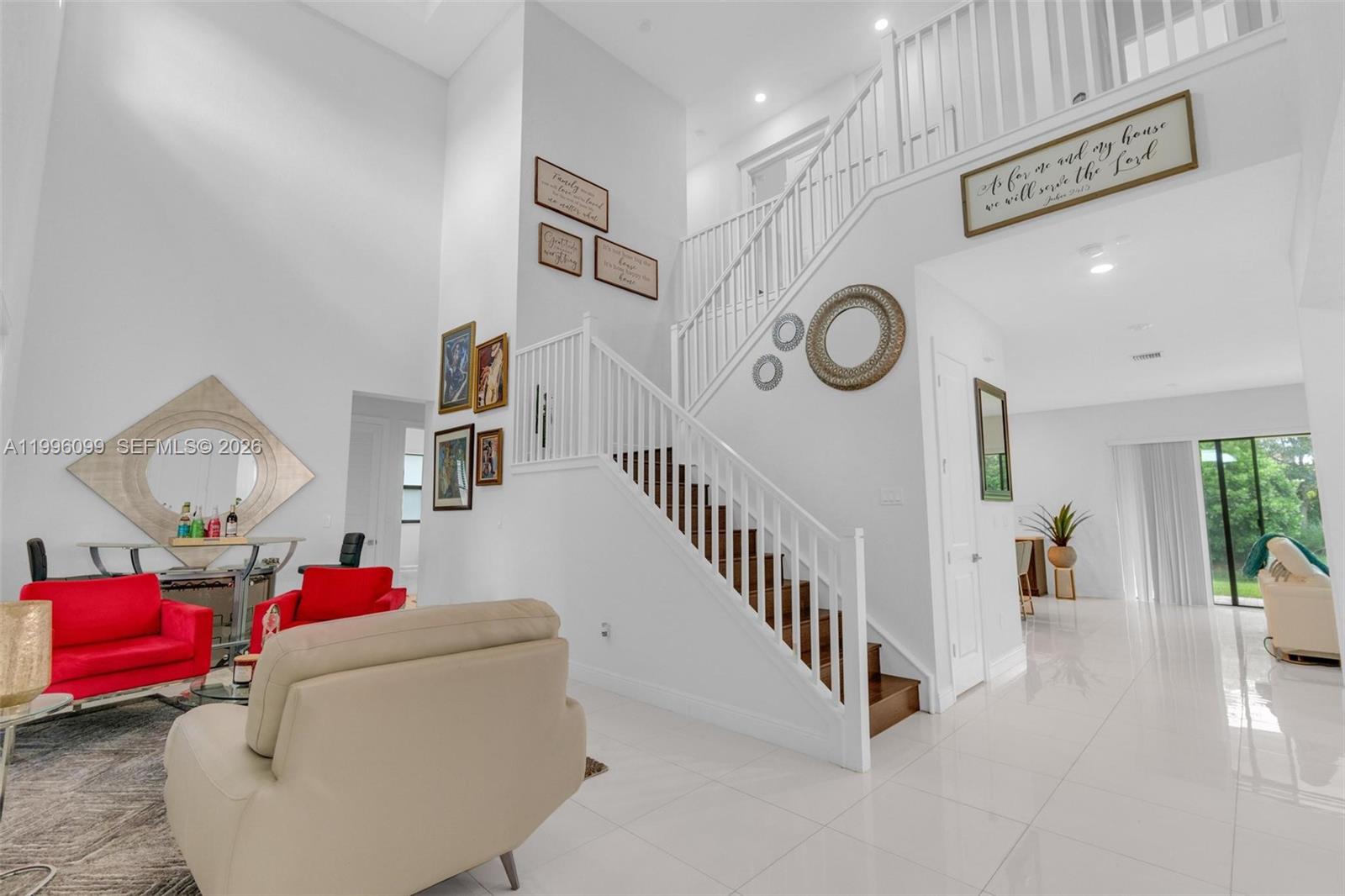 PARKLAND BAY - Residential