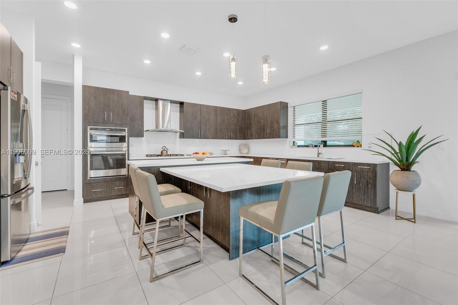 9150 Parkland Bay Dr