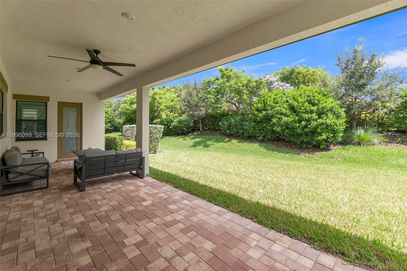 PARKLAND BAY - Residential