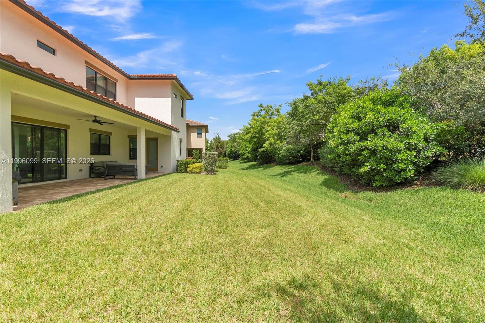 PARKLAND BAY - Residential