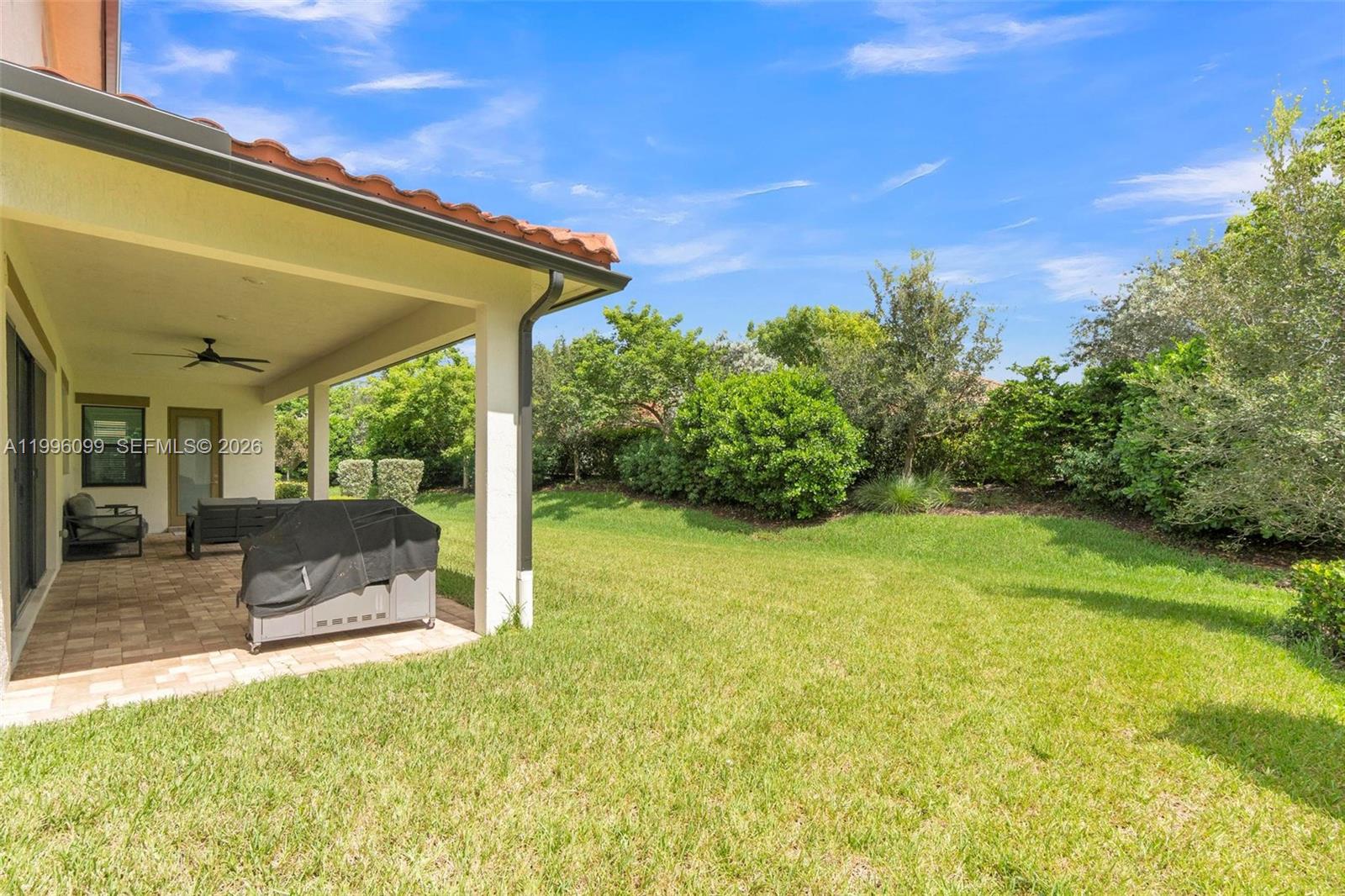 PARKLAND BAY - Residential