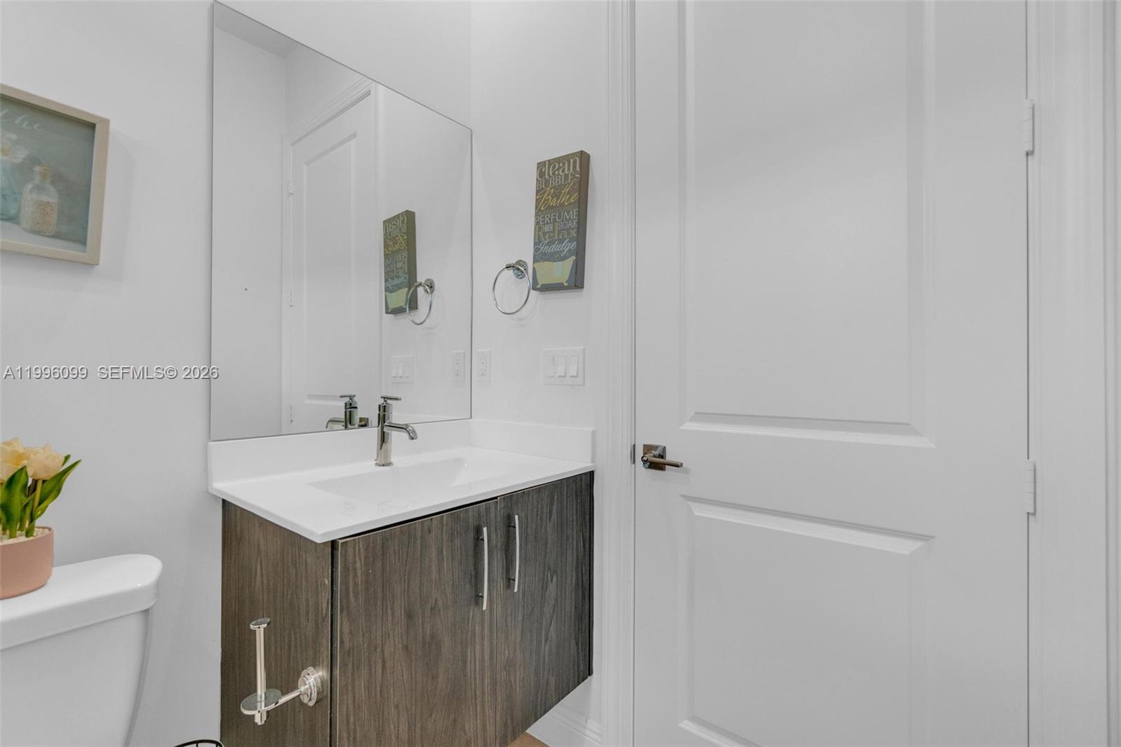 PARKLAND BAY - Residential