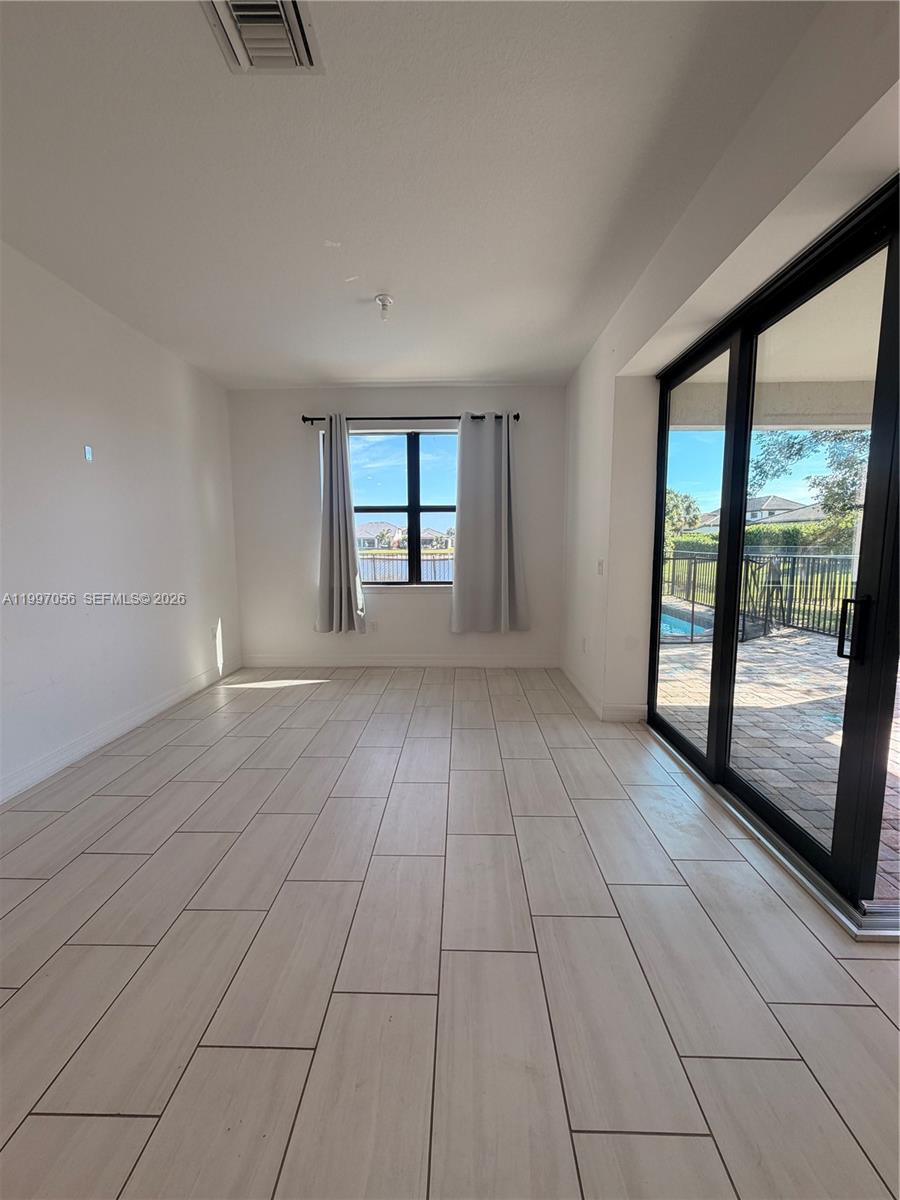 FIELDS AT GULFSTREAM POLO - Residential Lease