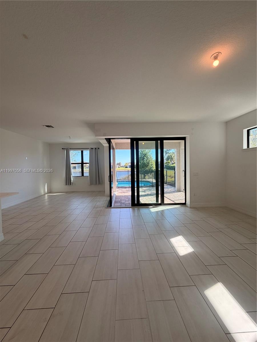 FIELDS AT GULFSTREAM POLO - Residential Lease